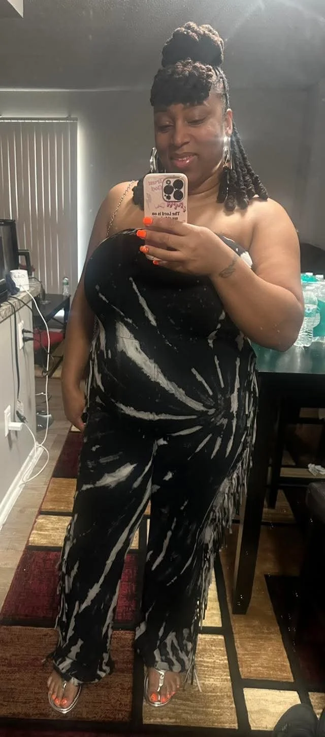 Cute big titty auntie with pretty toes I would not pull out 153 image 2