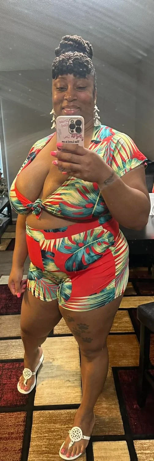 Cute big titty auntie with pretty toes I would not pull out 153 image 8
