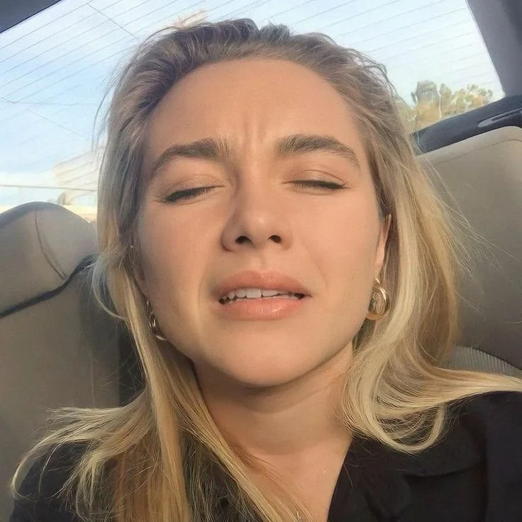 Their expressions are so hot (Florence Pugh) image 6