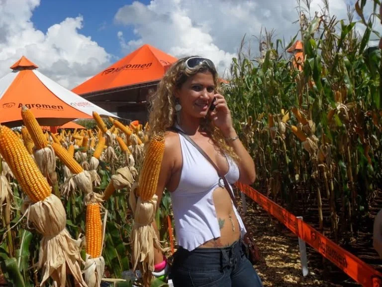 Fernanda hot and horny brazilian blonde image 4