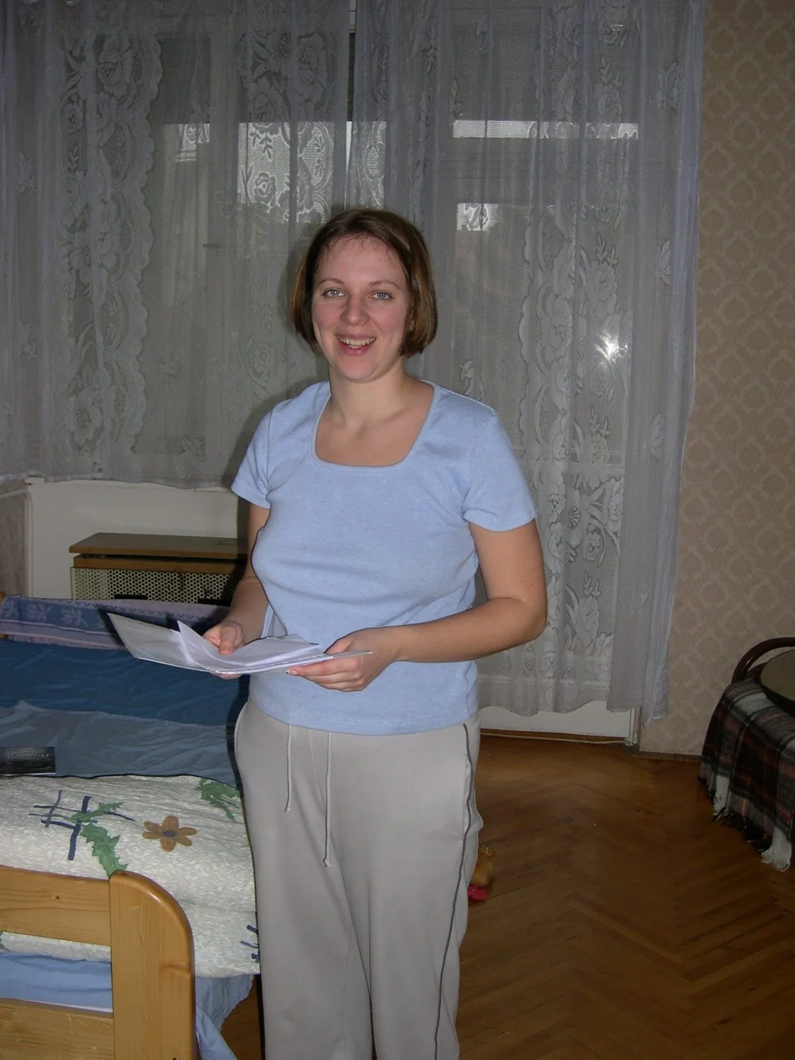 Housewife main image