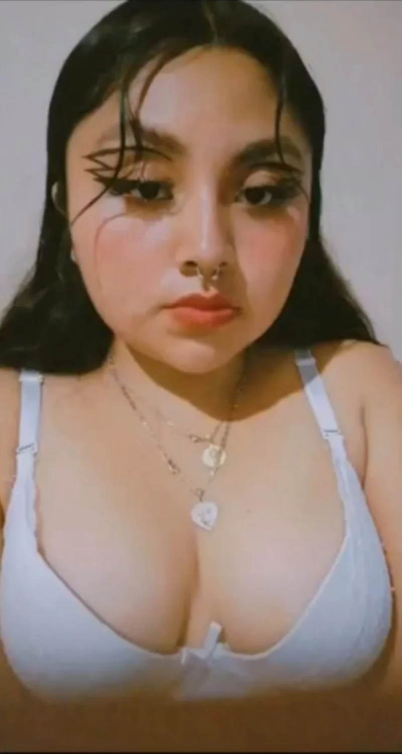 Magaly romero image 4