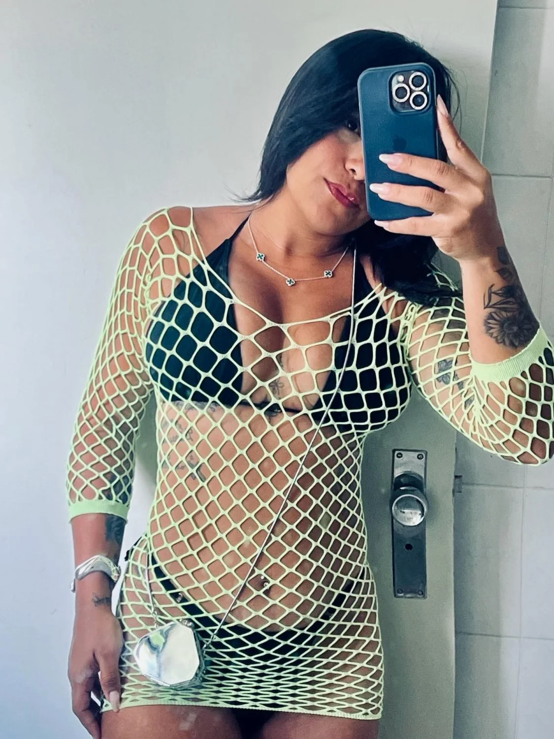 Essa merece levar muito leite, puta gostosa do krlh, sabe q a rapaziada tá leitando pra ela image 18