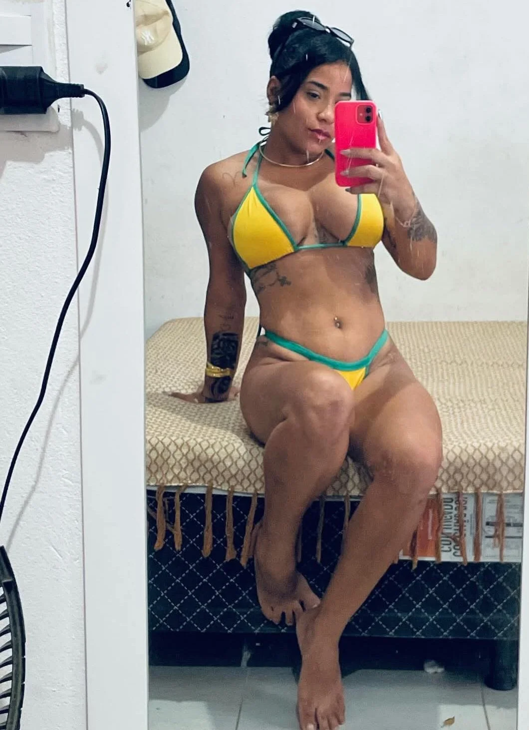 Essa merece levar muito leite, puta gostosa do krlh, sabe q a rapaziada tá leitando pra ela image 26