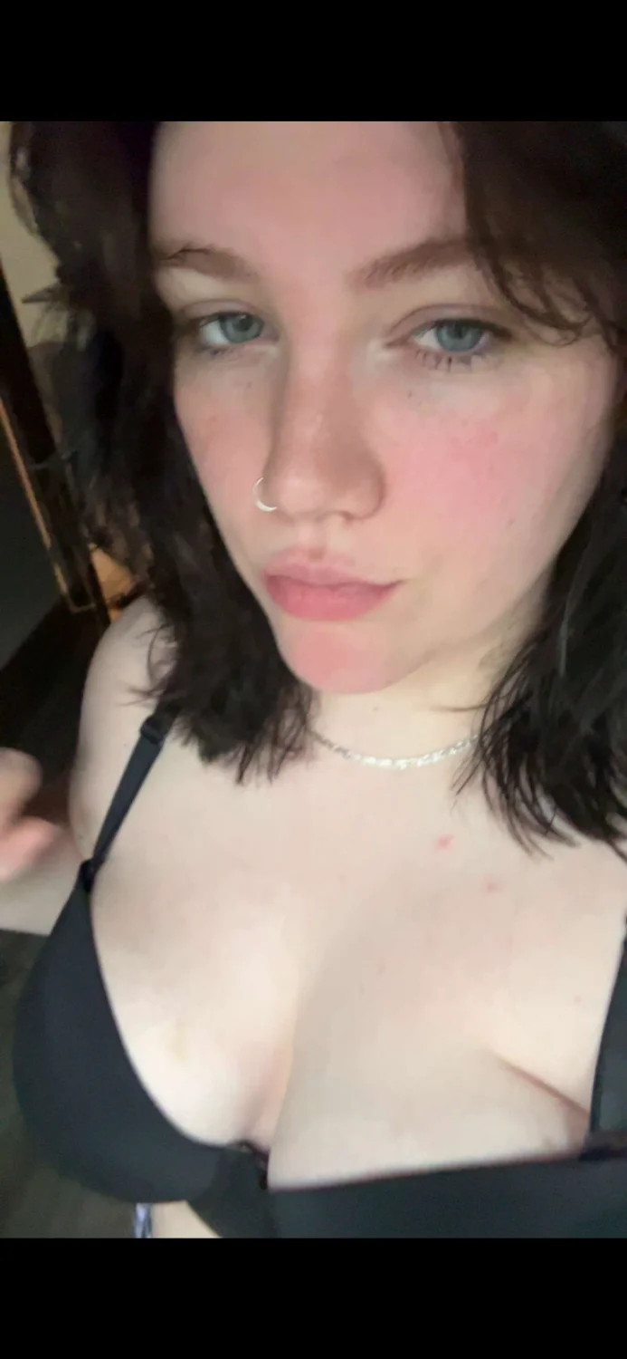 White Girl Big Tits $Cole5bucks for leaks image 2