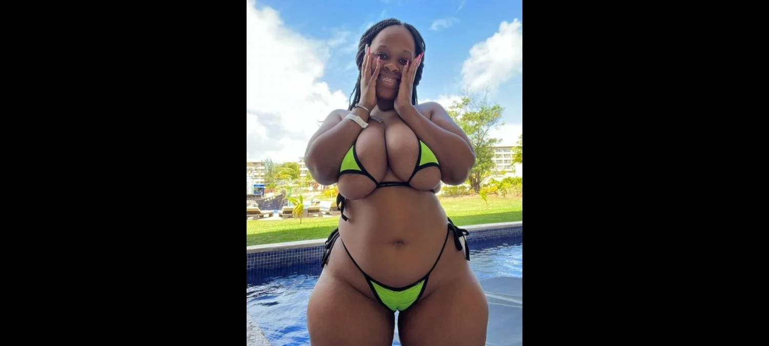 YouTuber stripper image 3