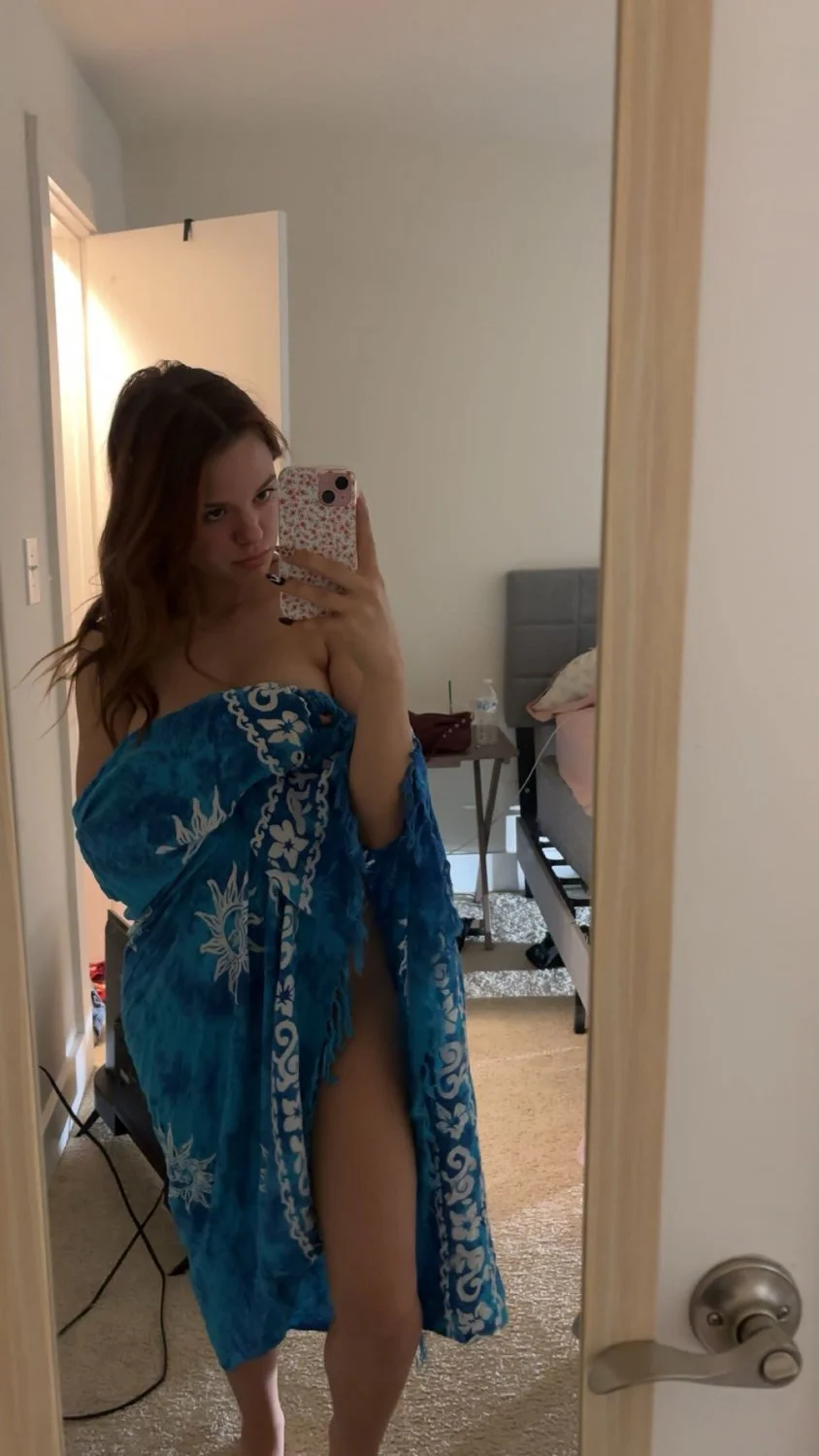 Me or Sophie Rain, Who would you choose? image 2