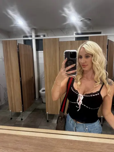Just a cute mirror selfie cover image