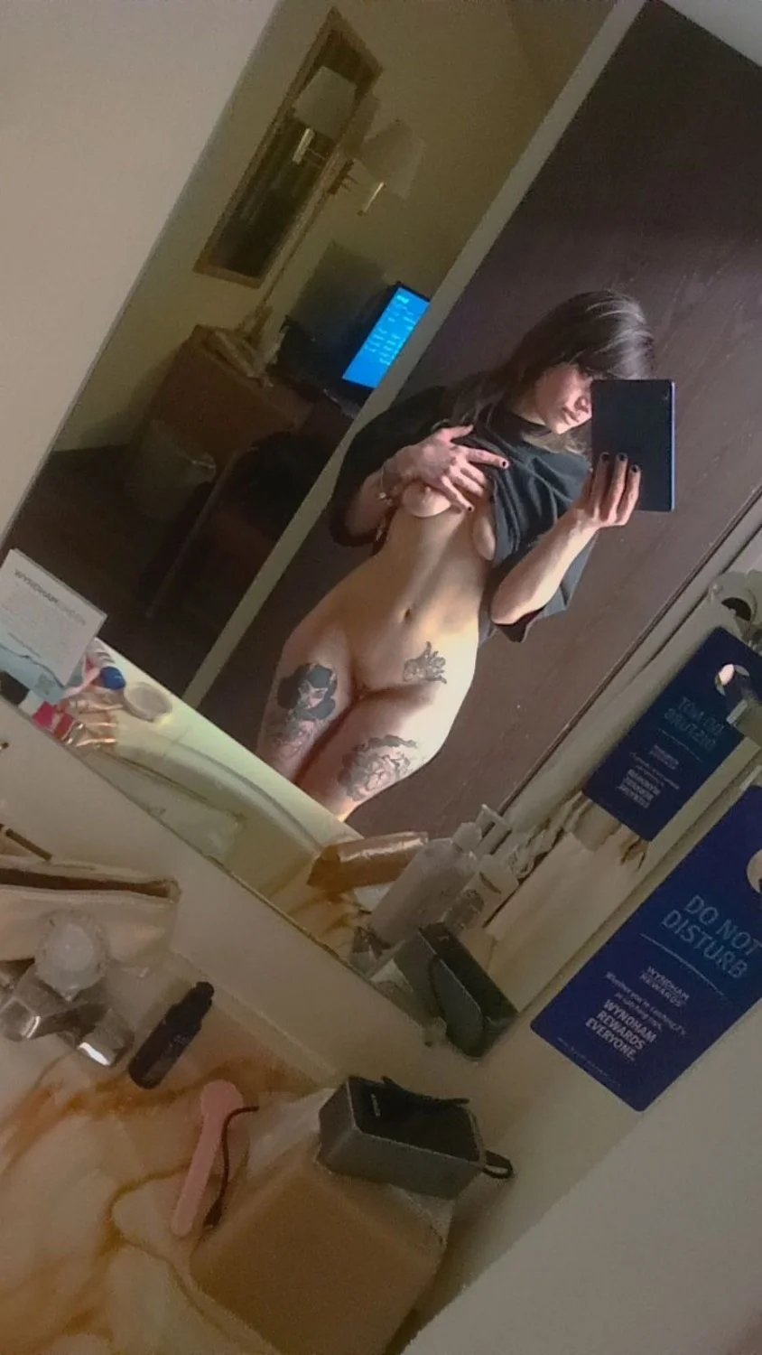 Sexy slut Pawg from kik leaked image 12