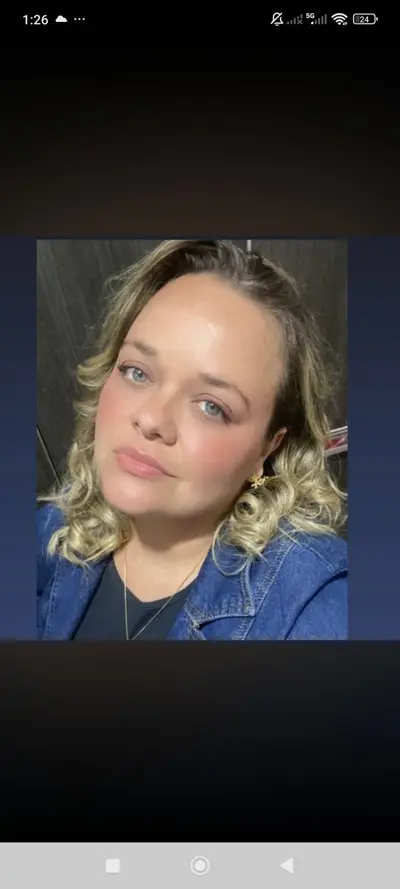 Loira BBW safadinha de SJC exibindo sua buceta | Fogosa cover image