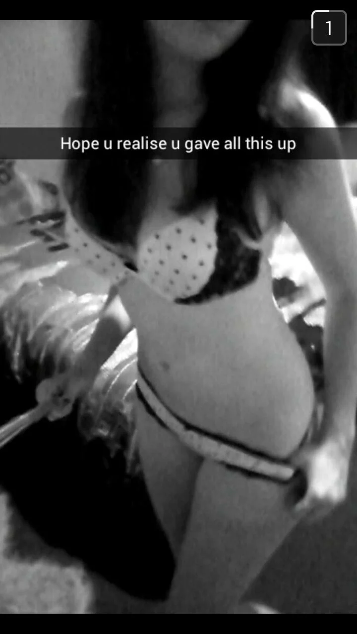 Michaela webslut. DM open. Leak her image 3