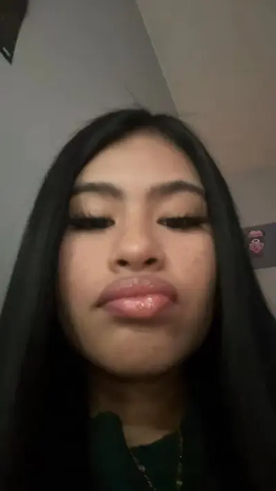 latina teen with fat lips leaked cover image