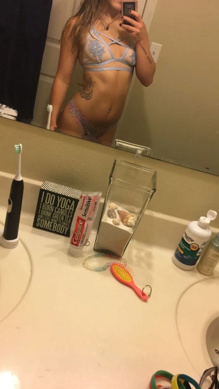Hippie Whore With Fat Ass Riding Cock image 10