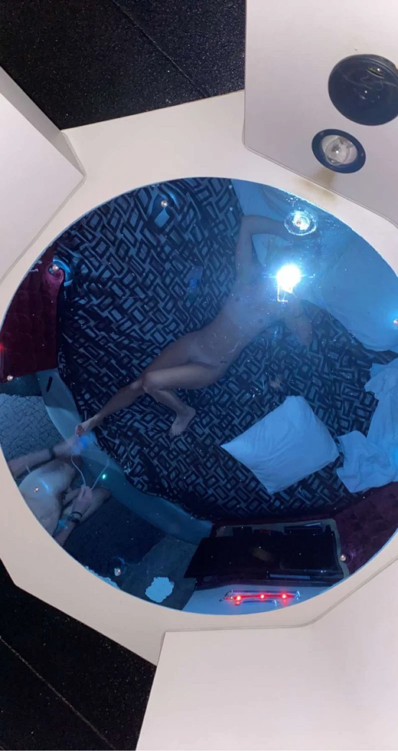 Hippie Whore With Fat Ass Riding Cock image 21