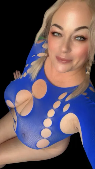 Mommy need you to see her pussy cover image
