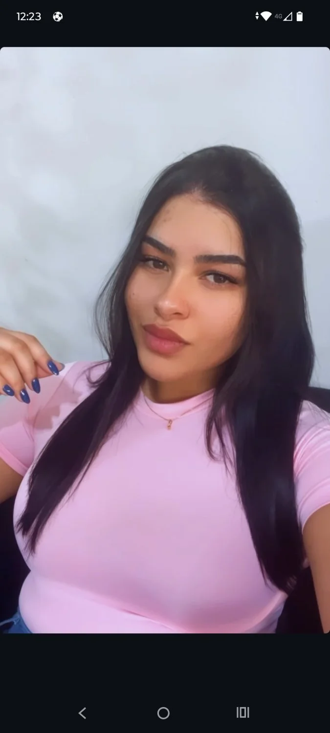 Ana , mais uma puta que o corno queria ver cheia de porra ! ( Manda a sua no PV) main image