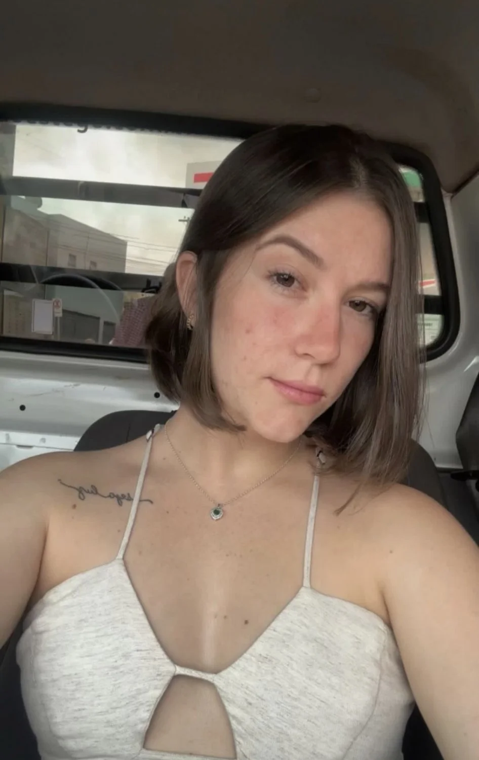 Branquinha gostosa vazou chupando bem gostoso 🤤🤤 image 3
