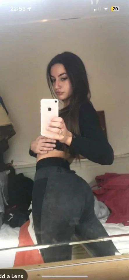 Maddie 22yo gf exposed kik sendgfs22 to add your girl image 11