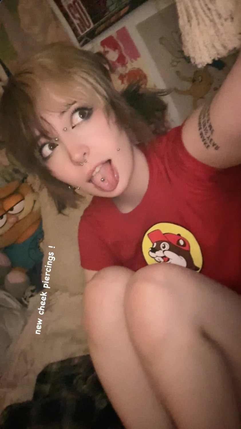 Gorgeous Pierced Alt Slut -Emo Tiktok Egirl Whore image 8