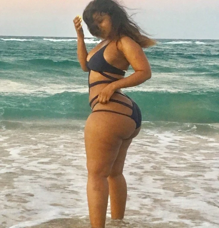 Gordinha curvy se exibindo, melhor da época, nomes**Bl4zlN B4il3y & LittL3bunnyb33, época 2017/2018 image 27