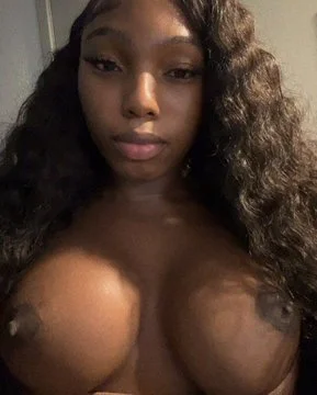 I'll date her 😩😩💦💦 image 8