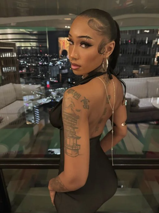 NANA RECKLESS♌️ image 33