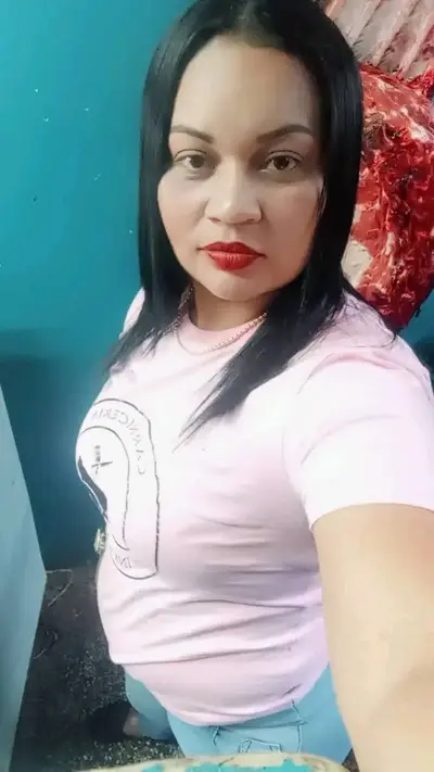 Morena súper rica venezolana cucona cover image