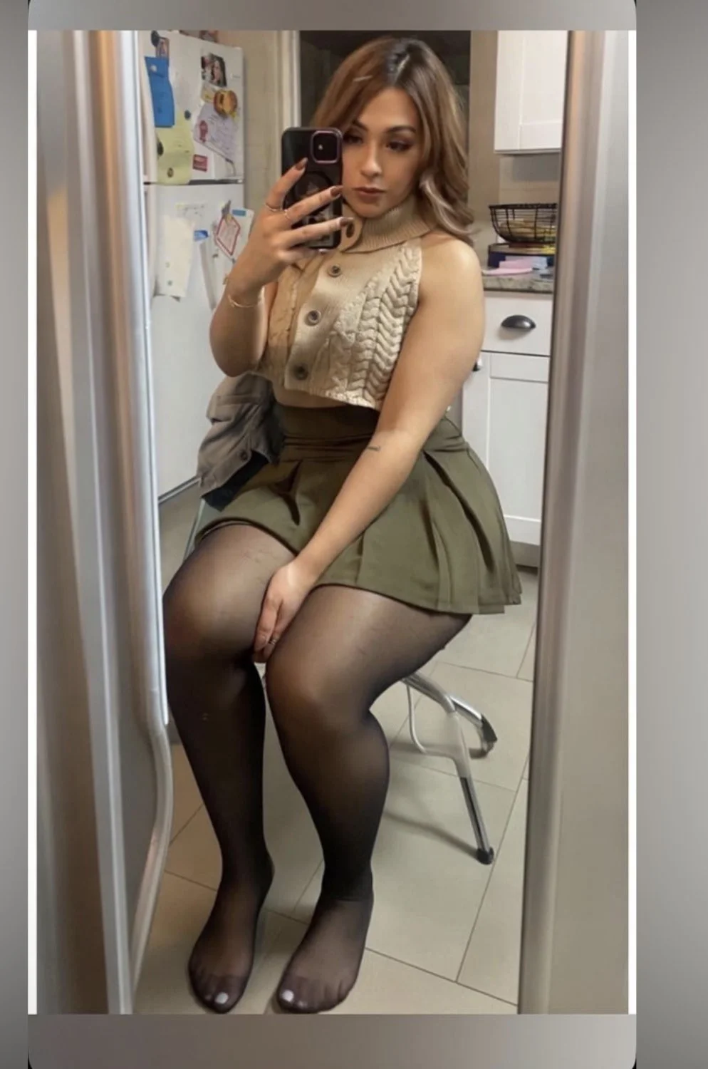IRL Latina gym slut message lozdos520 on KIK if you want to see more of her image 7