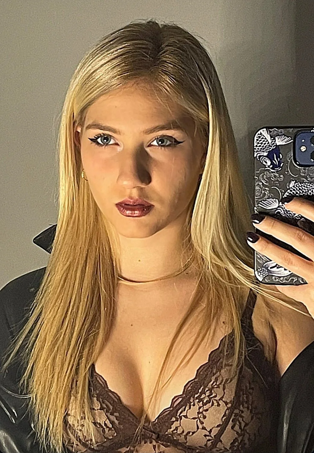 Blonde college slut goes deep image 2