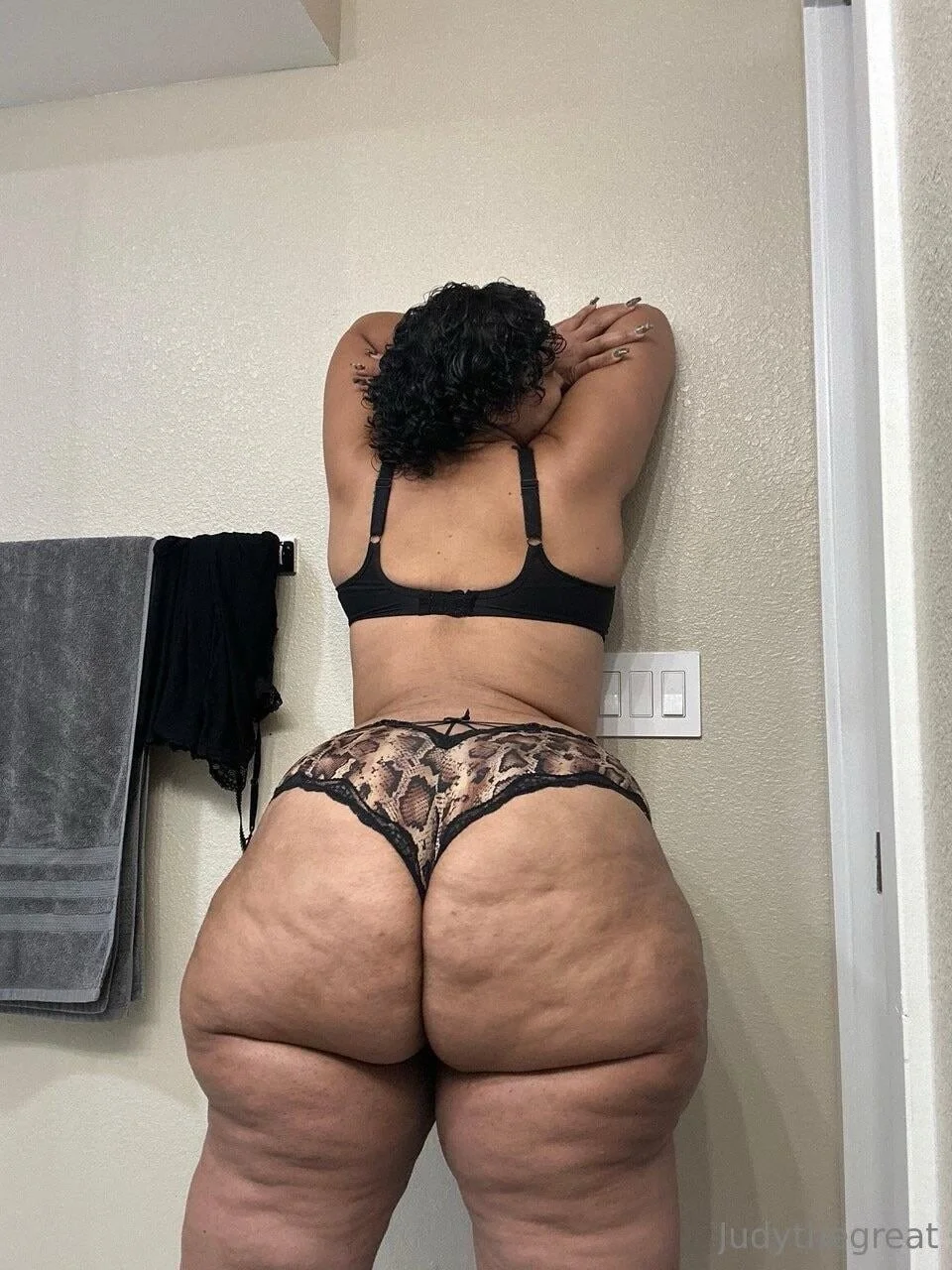 Judy is my favorite Ebony curvy girl image 2