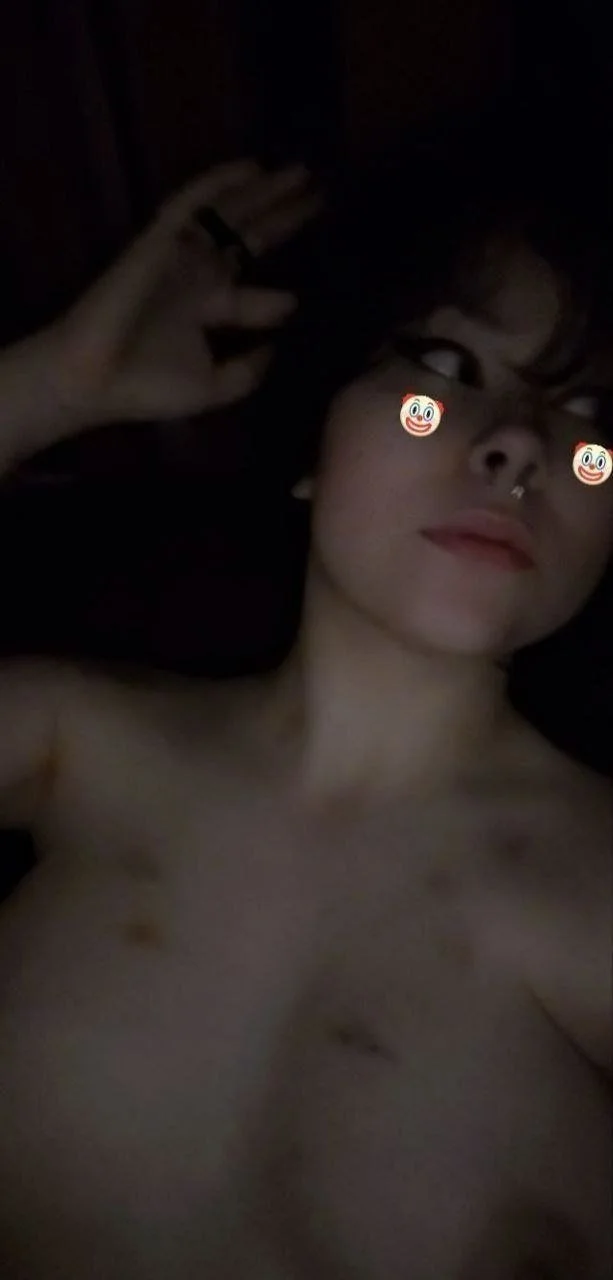 Max, 20, Bicester, sexy gotham slut image 11