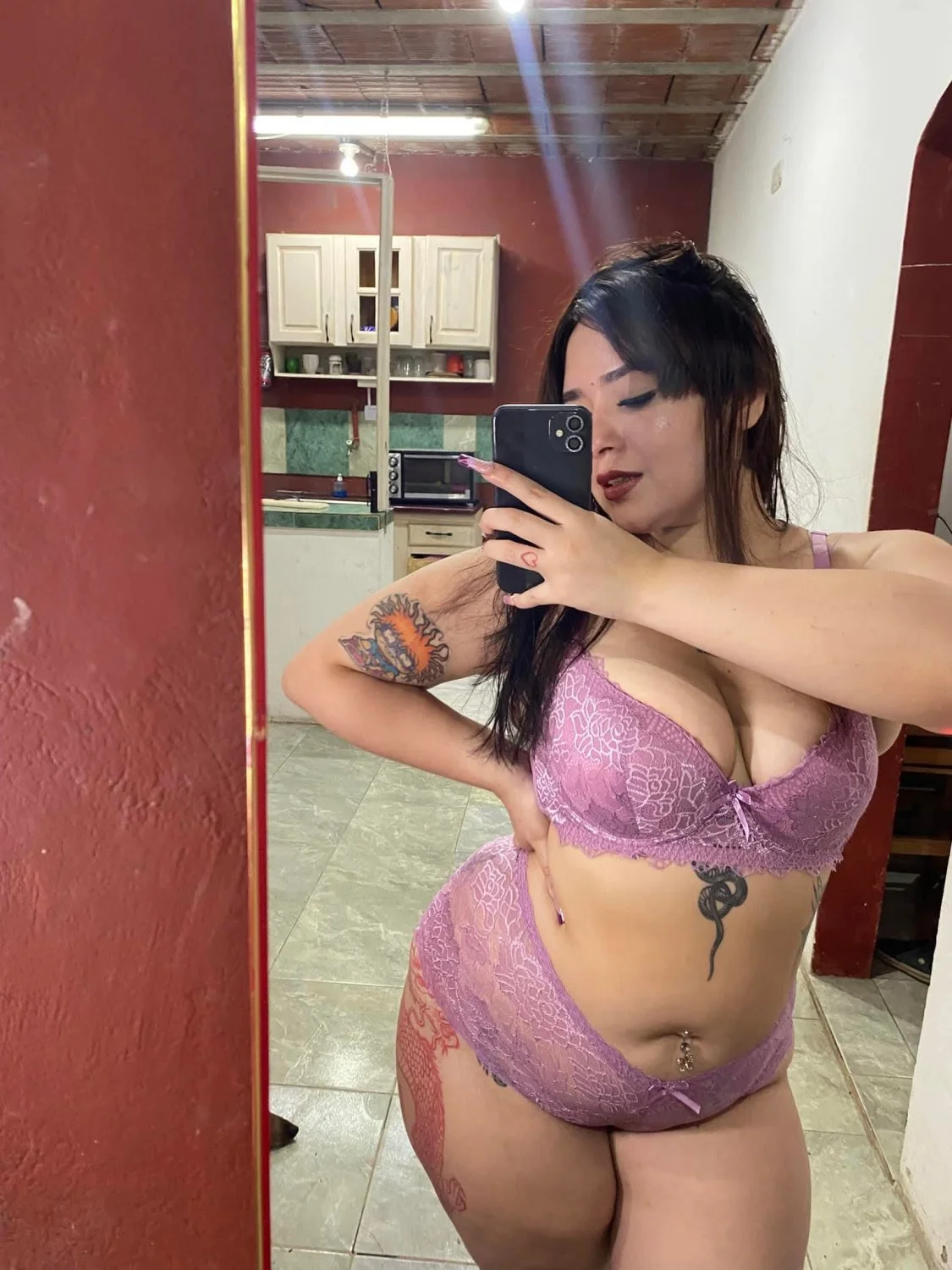 Pendeja argentina exibe su rico culazo en Facebook🤤🇦🇷 image 31