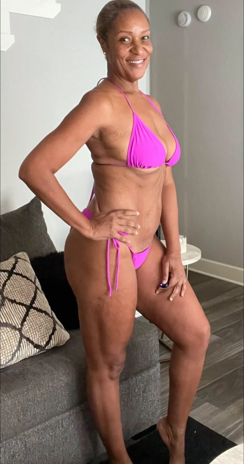 SEXY SANDRA EBONY MATURE image 11