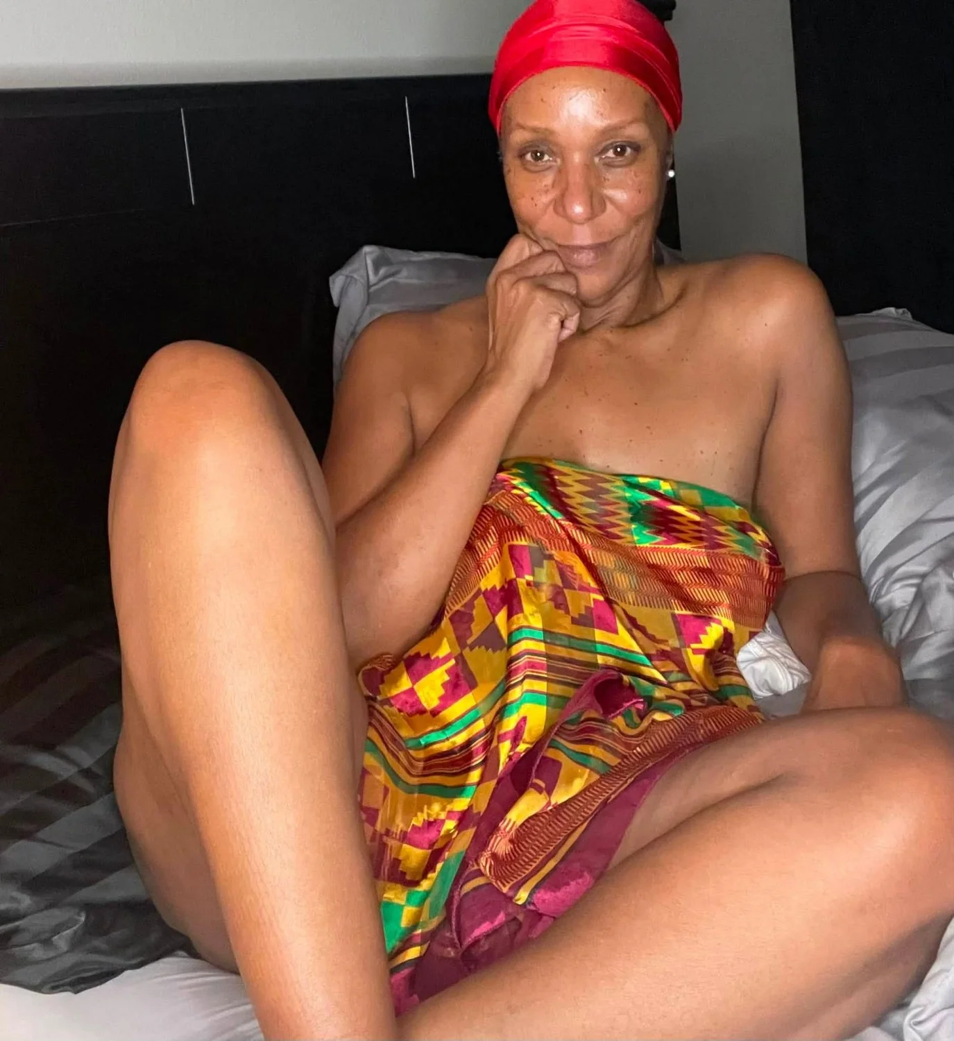 SEXY SANDRA EBONY MATURE image 14