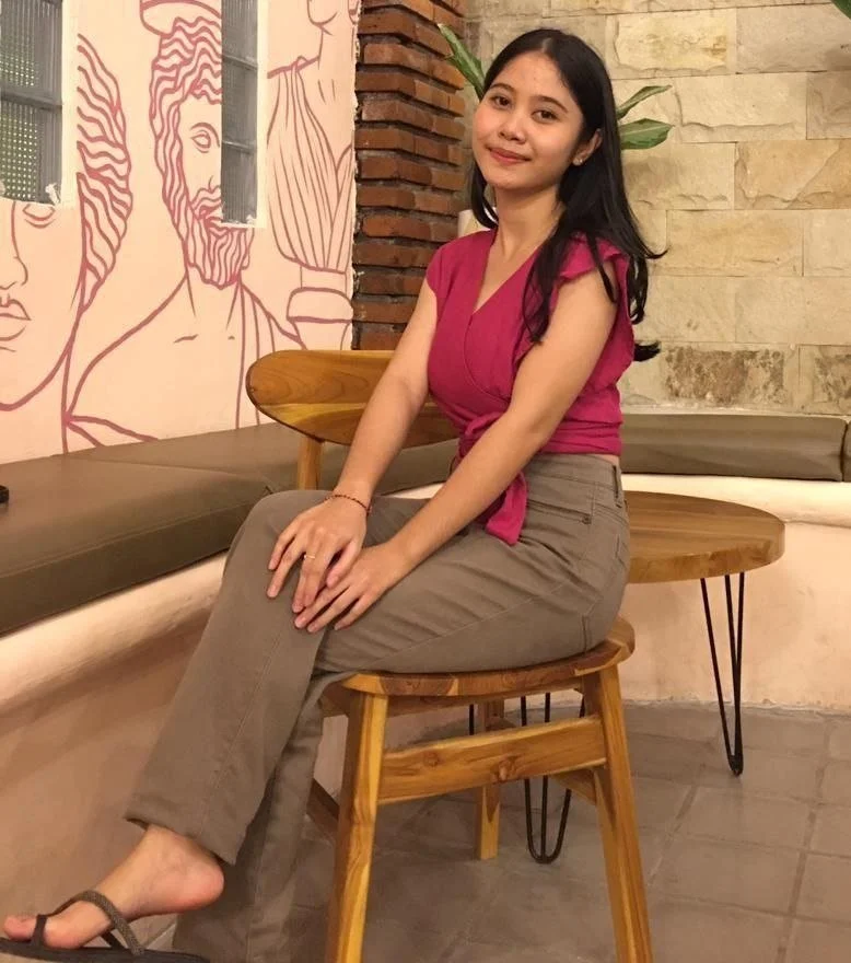 Shy asian teen with big tits first sextape main image