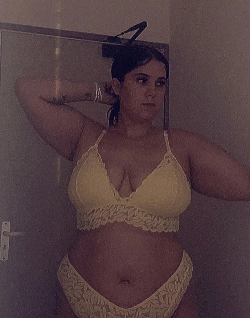 Chubby slut michelle main image