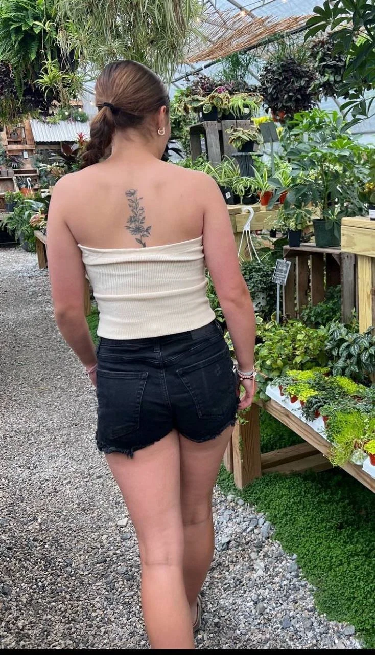 Unreal Body image 24