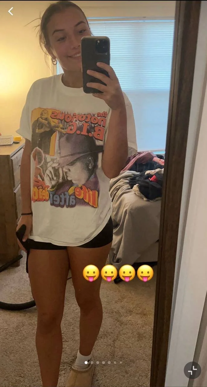 Unreal Body image 25
