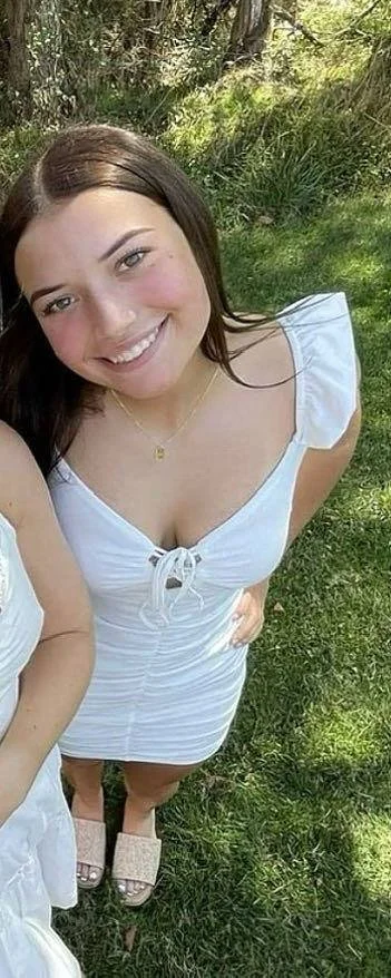 Unreal Body image 30