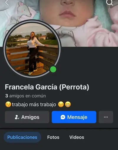 Francela García tetona expuesta. cover image