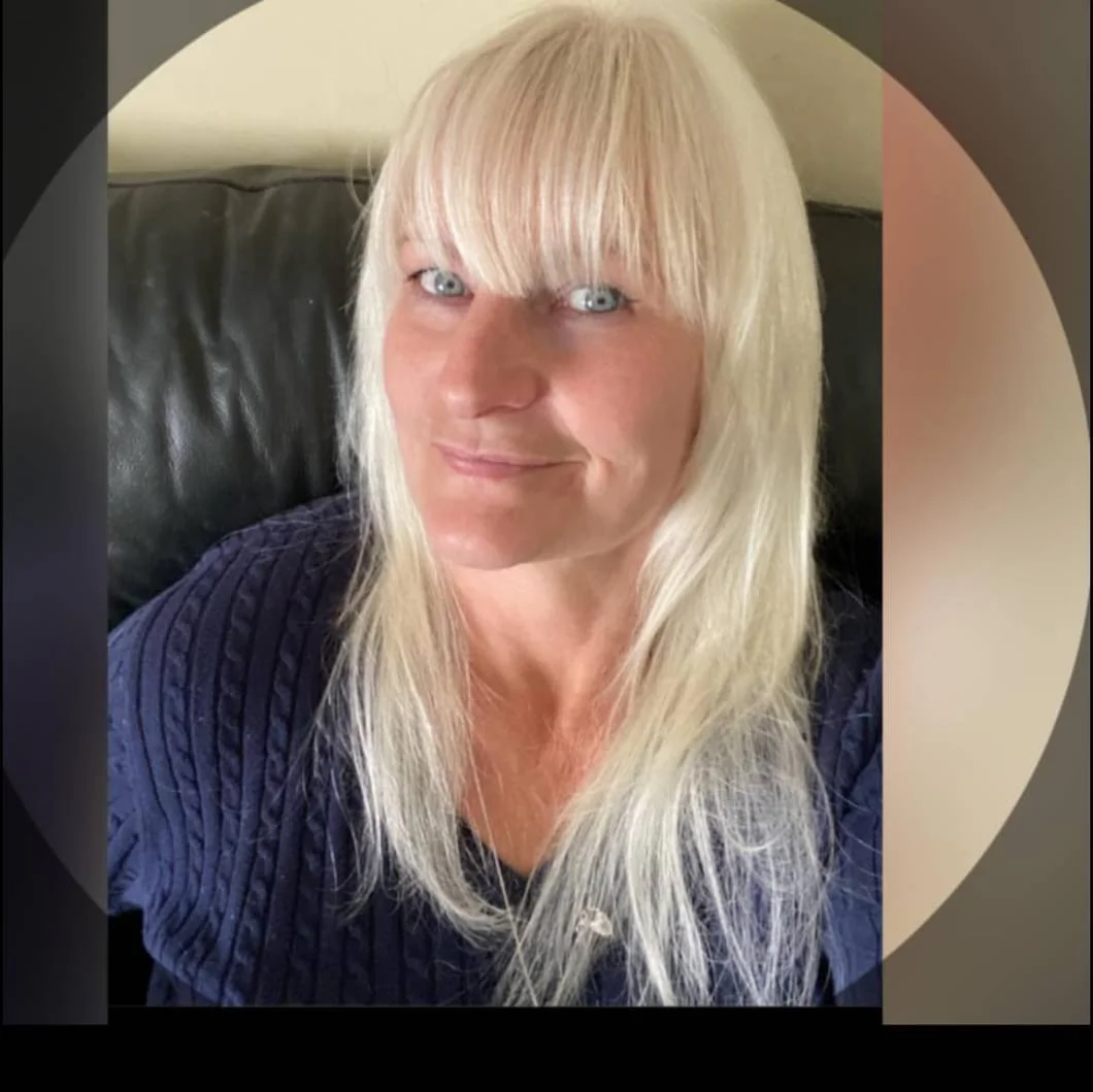 Blonde British Milf 2nd Album main image