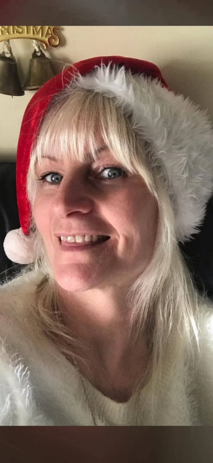 Blonde British Milf 2nd Album image 8