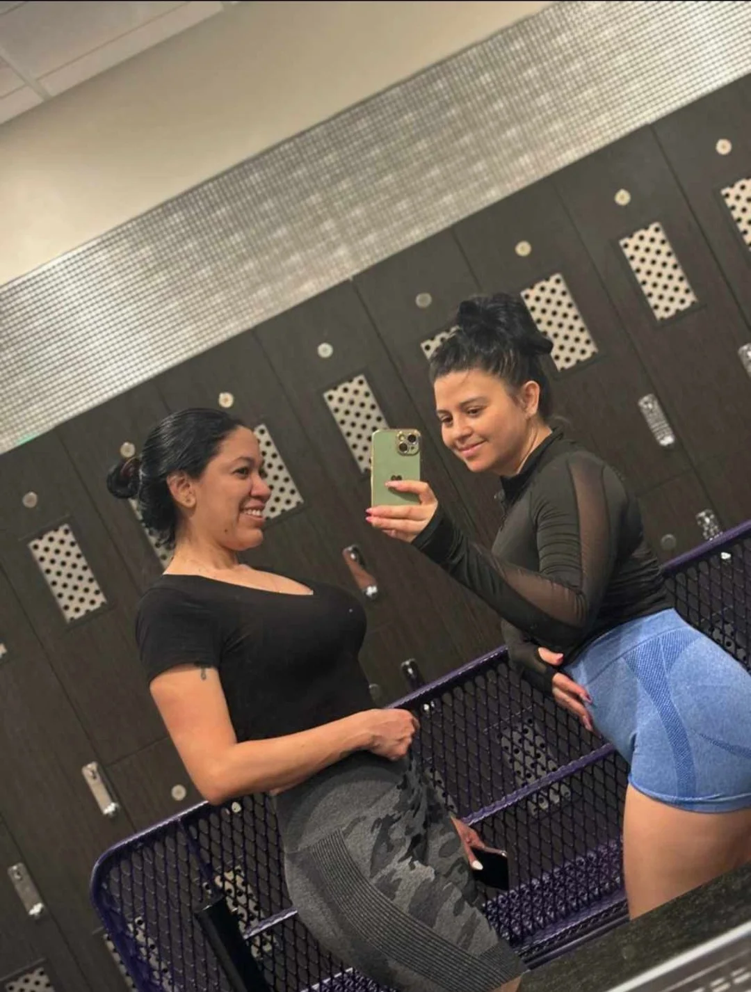 Cheating Venezuelan 🇻🇪 Milf (currently working on getting more material from her) image 7