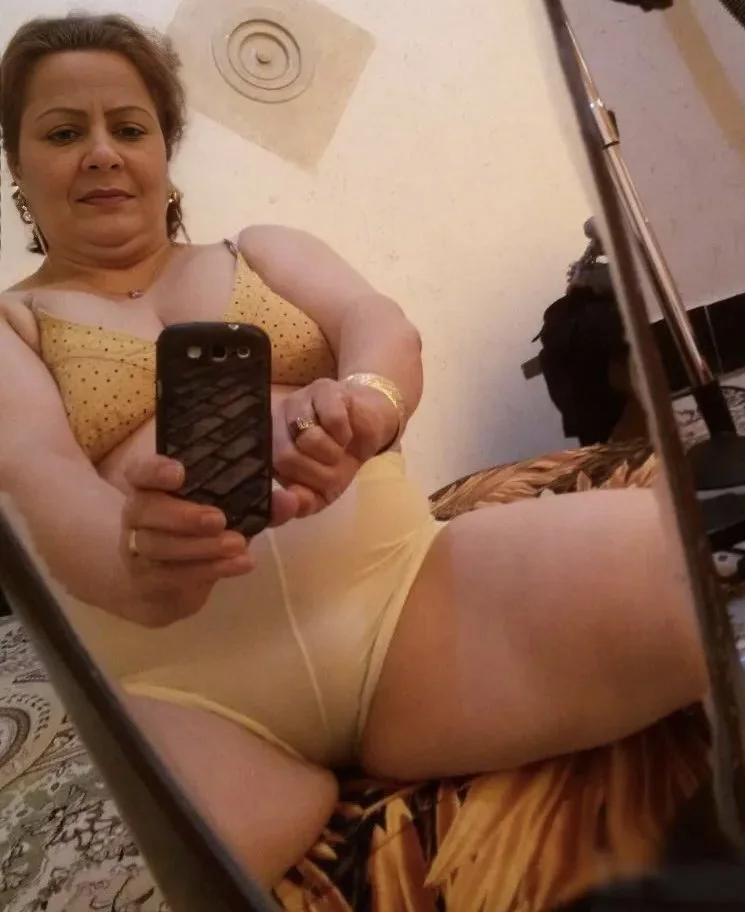 Real afghan wifes image 44