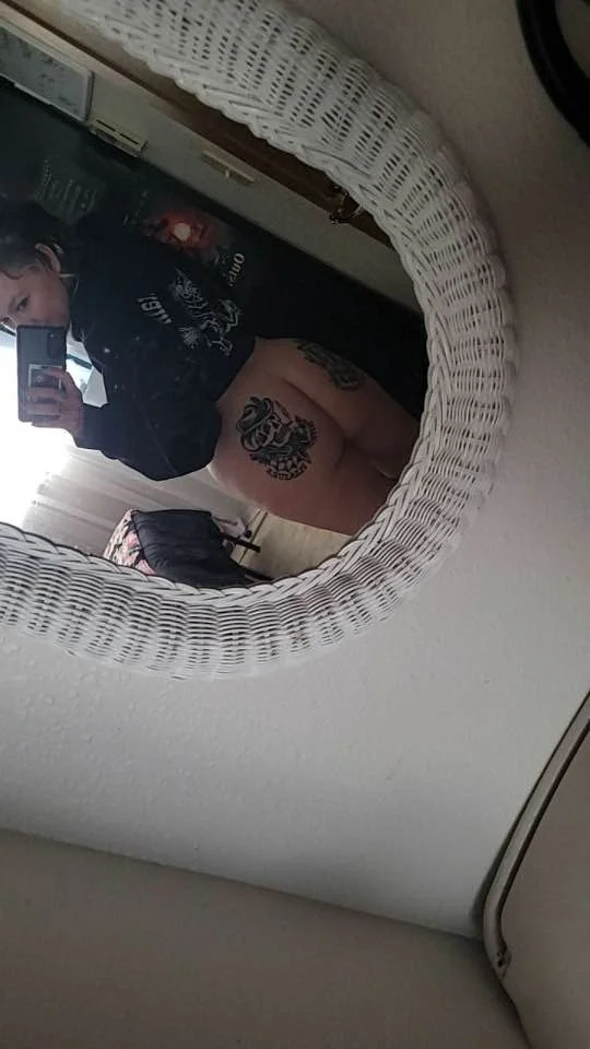 Bf exposed big booty gf l Kik welderman1420 to be next image 3