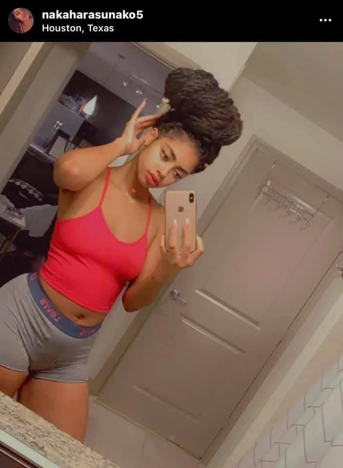 naaharasuako (my fav IG baddie) image 21