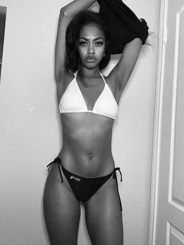 naaharasuako (my fav IG baddie) image 5