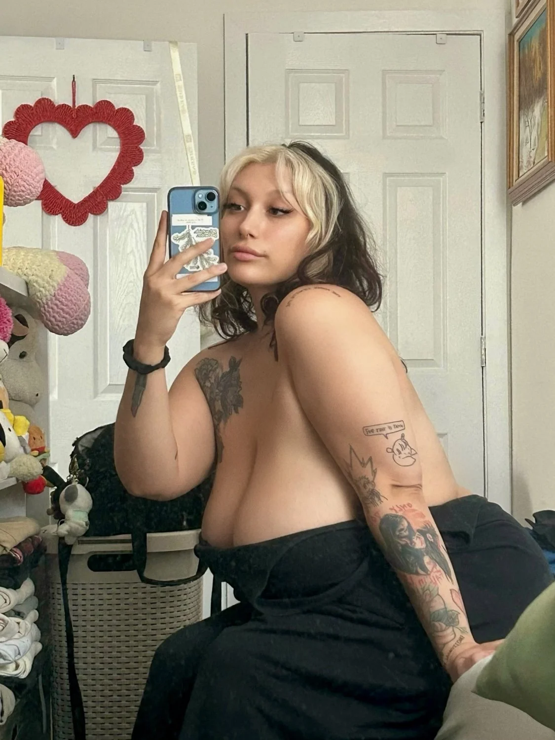 Thick ass Cooper image 6