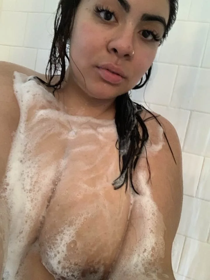 Lupita Gordibuena pt2 image 24