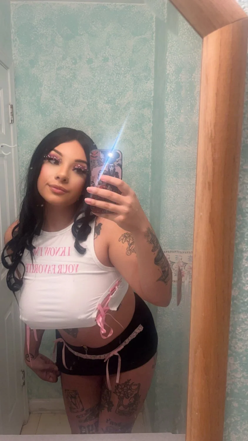 Chubby rave slut from Seattle exposed main image